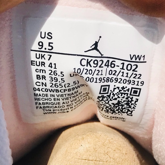 Air Jordan Retro 3 Dark Mocha / Neapolitan Size 9.5W / 8 Men - Picture 9 of 9